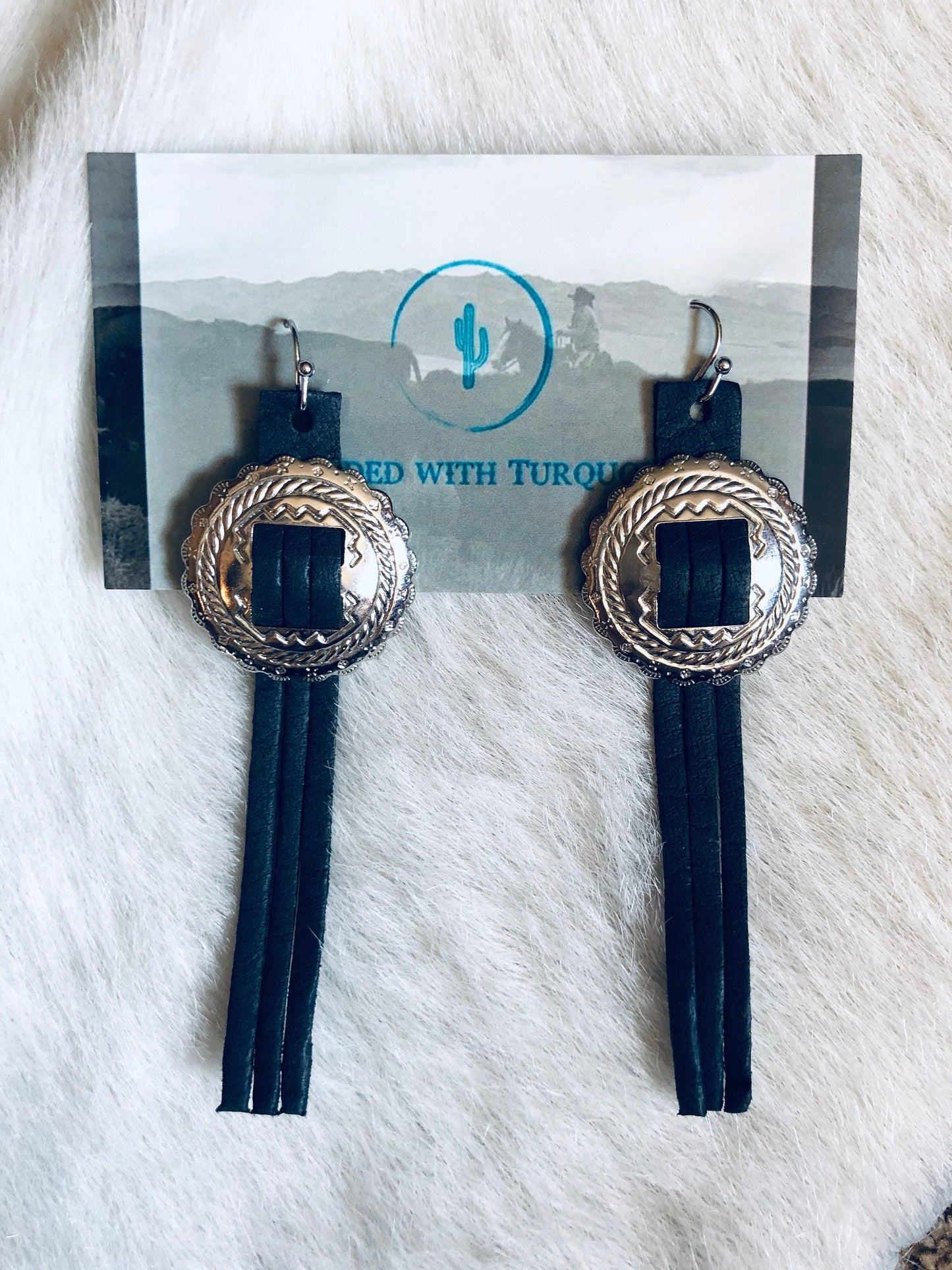The "Shorty-Sonchos" Earrings in Silver