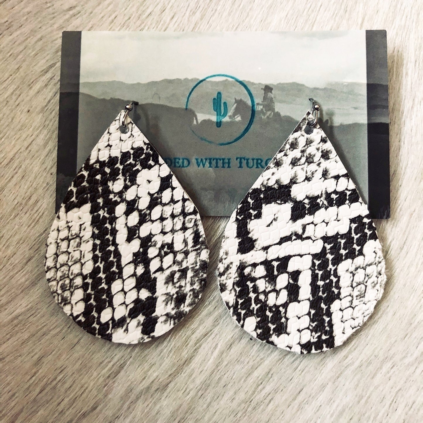The "Kami" Earrings