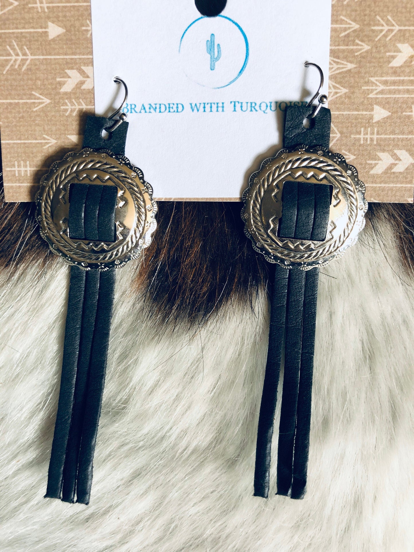 The "Shorty-Sonchos" Earrings in Silver